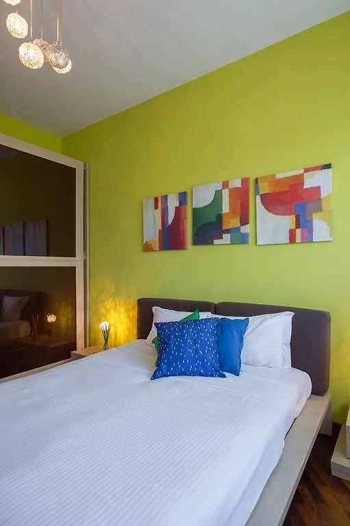 Residenza Via Tuscolana Ρώμη 0*,  Ιταλία